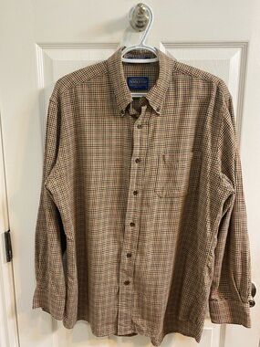 Pendleton Canterbury Cloth Button Up Men's Large Merino Wool Pima Cotton Plaid